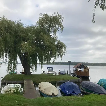 Naturfloss - Biberspur ספינת מלון בראנדנבורג